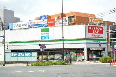 ファミリーマート滝野川店