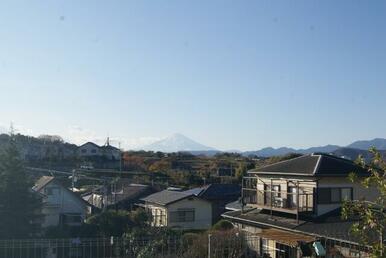 快晴には富士山が眺めます！