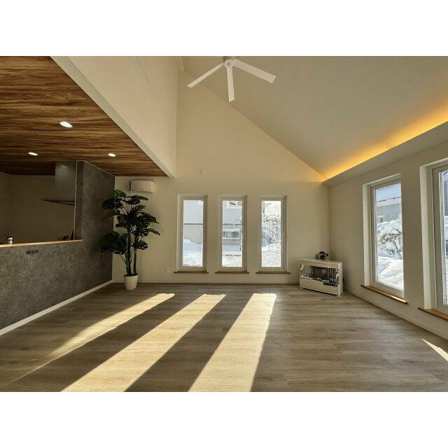 南東向き日当たり良好。