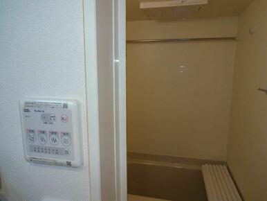 浴室乾燥機
