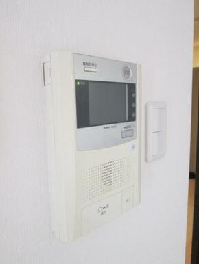モニター付きインターホン♪