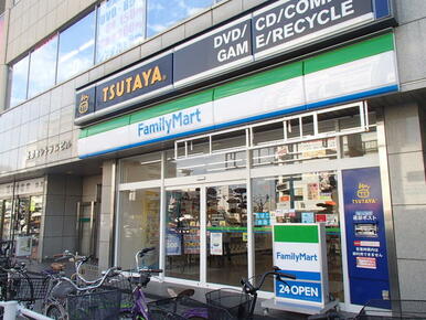 ＴＳＵＴＡＹＡ高速長田店