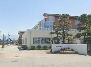 滑川市立西部小学校