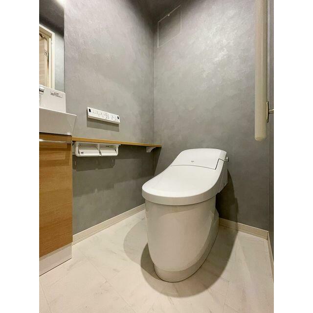 トイレ　洗浄機能付き暖房便座設置