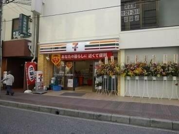セブンイレブン市川本八幡駅南口店