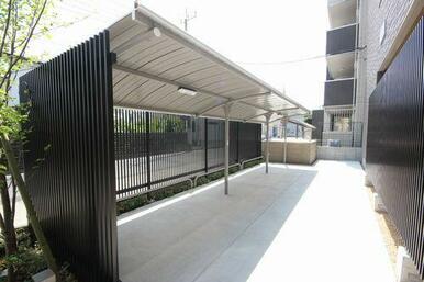 屋根付き駐輪場