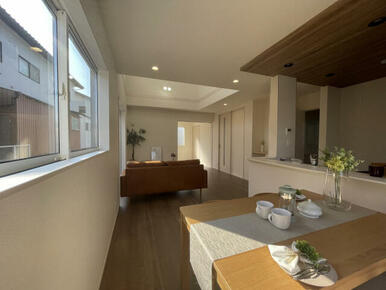 6号棟リビング・ダイニング