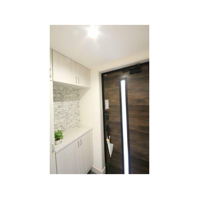 玄関収納あります