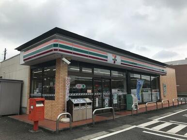 セブンイレブン坂戸八幡店