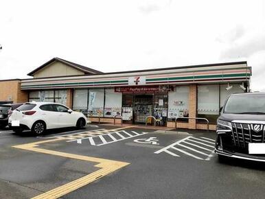 セブンイレブン三木加佐店
