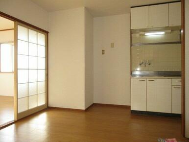 マックスバリュ　国久保店まで800m