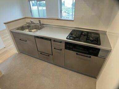 お料理しやすいキッチンです♪食洗機付き！