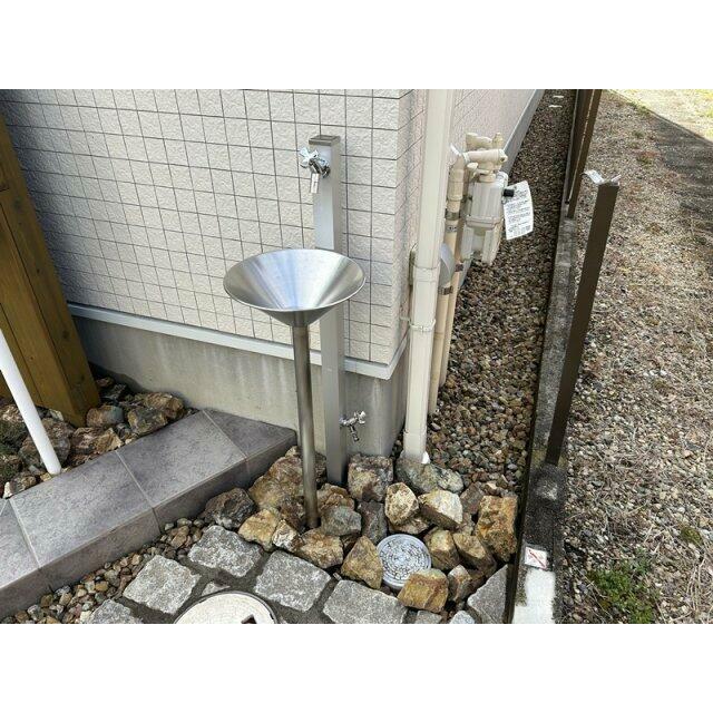 おしゃれな立水栓は、ペットの足洗い場としても使えます