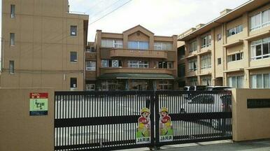 大里小学校