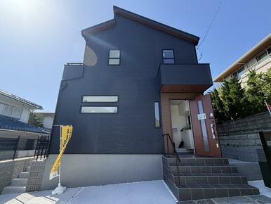 未来を鮮やかに彩る住まい（1号棟）