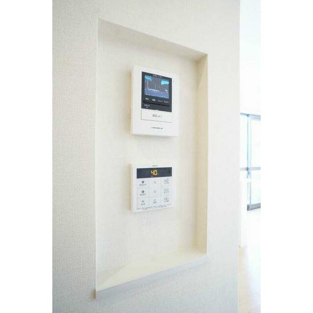 【ＴＶモニターホン】アイホン製の録画機能・カラーモニタ付きインターフォン。防犯面でも人気の設備です。