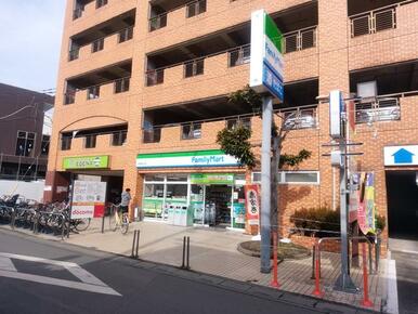 ファミリーマート坂戸駅北口店