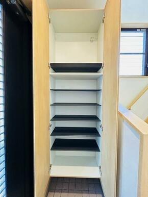 「玄関」シューズボックス新品交換しております