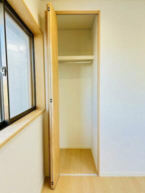 「収納」2階4.5帖洋室収納スペースございます