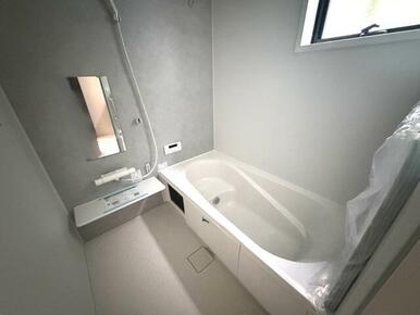 朝風呂、シャワー、夜のバスタイムと使い方は自在（1号棟）