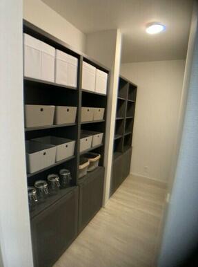 パントリー（イケアの家具付き）