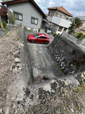 駐車スペースが確保されています