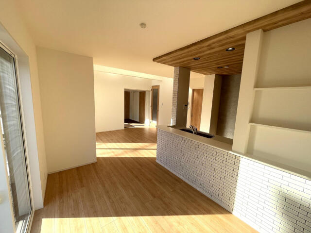 物件画像 北九州市八幡西区 春日台２丁目 (西山駅) 2階建 4LDK