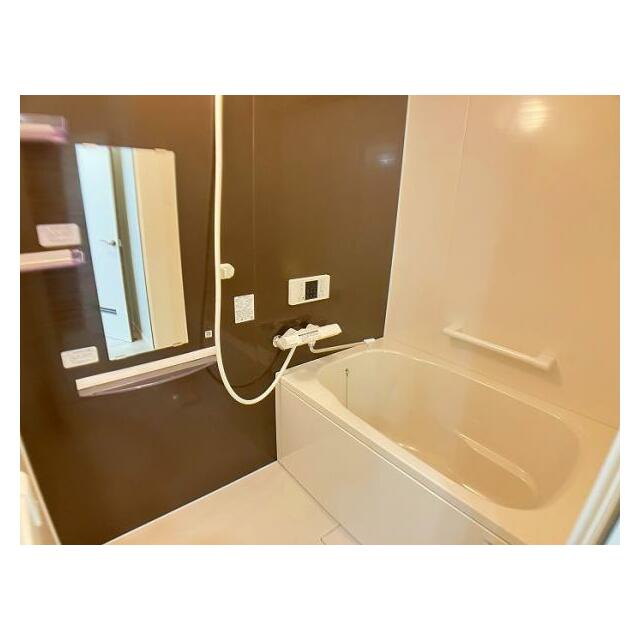 「浴室」新品交換済みです。
