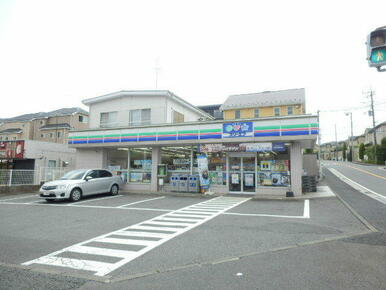 スリーエフ青葉元石川町店