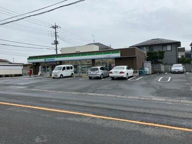 ファミリーマート　さいたま岩槻城町店
