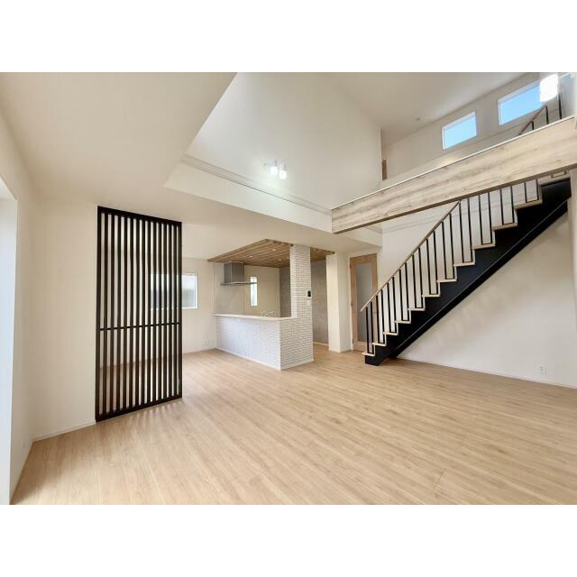 リビング (1)号棟