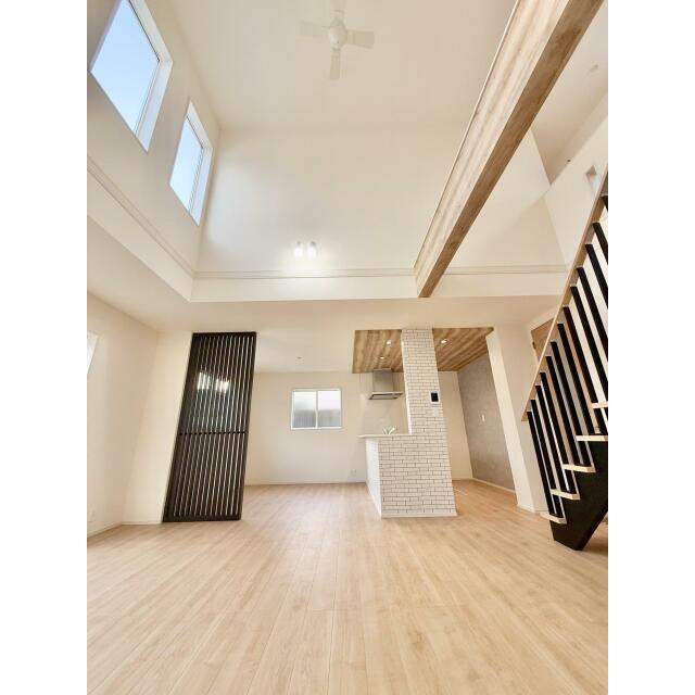 リビング (1)号棟