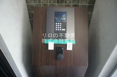 セキュリティーが気になる方におすすめのオートロック付です！