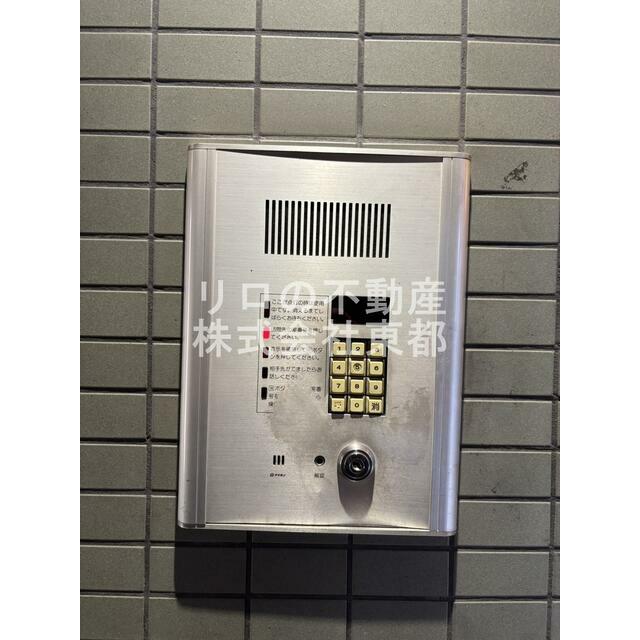 入り口は安心のオートロック式です♪