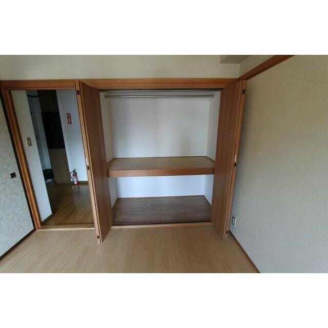 押入からクローゼットに変わりましたので使い勝手もアップ♪