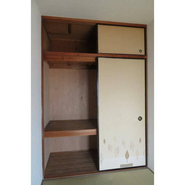 北側和室　押入天袋付