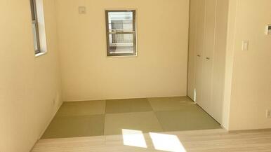 嗅覚、触覚、視覚、畳ならではの良さを感じる暮らしは如何でしょう？（1号棟）