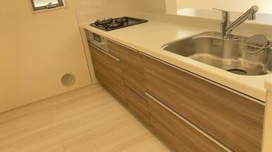 夕食を作りながら翌朝のお弁当の下ごしらえも楽勝（1号棟）