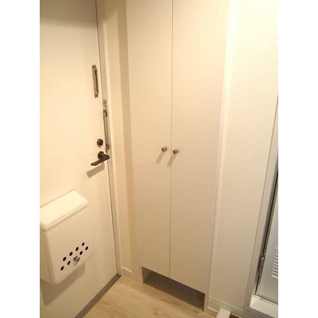 収納たっぷりのシューズボックス