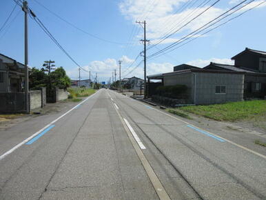 東側県道富山・魚津線・融雪あり