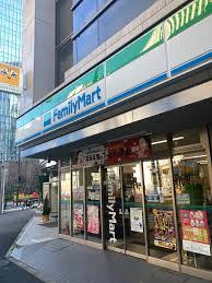 ファミリーマート赤坂一丁目店