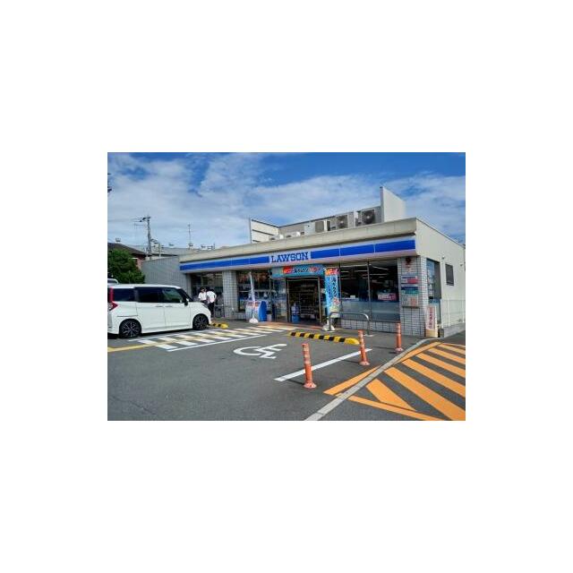 レオパレスティートゥリーの敷地内駐車場です。