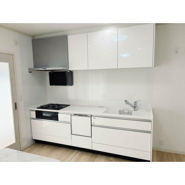 キッチン新品交換済みです◎食器洗浄乾燥機付き！