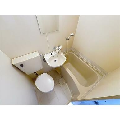 お手入れ簡単な３点ユニット