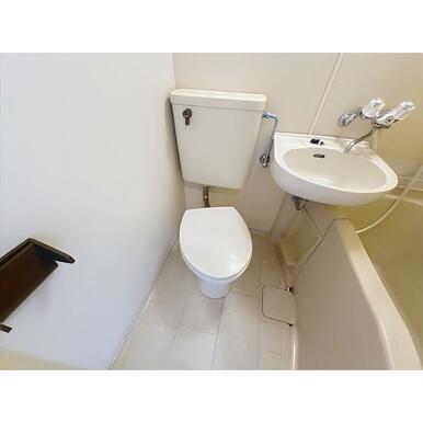 清潔感のあるトイレです