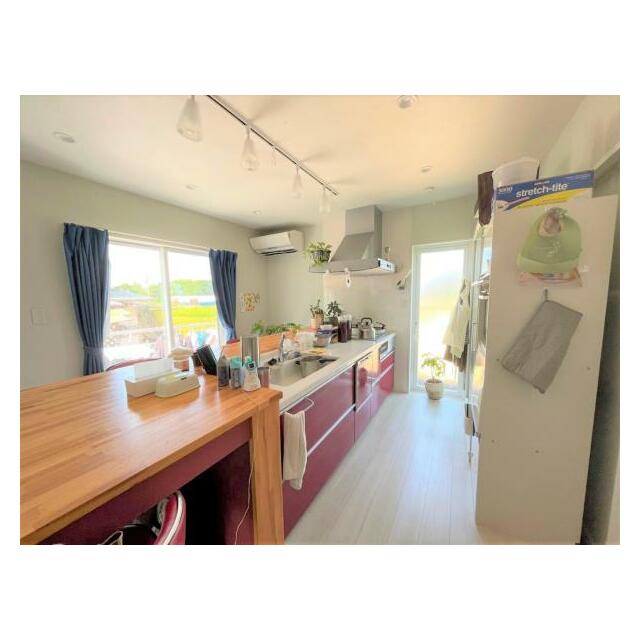 主婦の動線を考えたキッチンです。