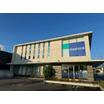 銀行