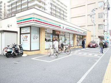 セブンイレブン厚木水引店