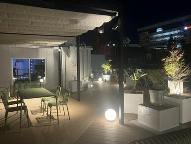 6Fルーフトップラウンジ