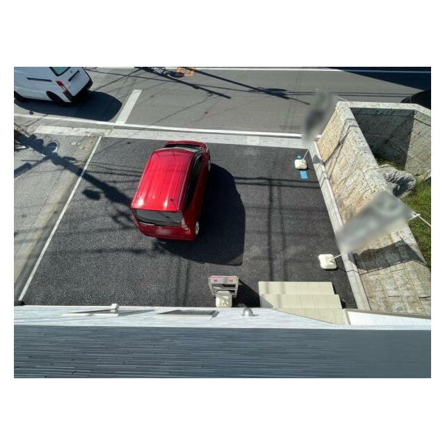 カースペース2台！並列駐車もできます♪